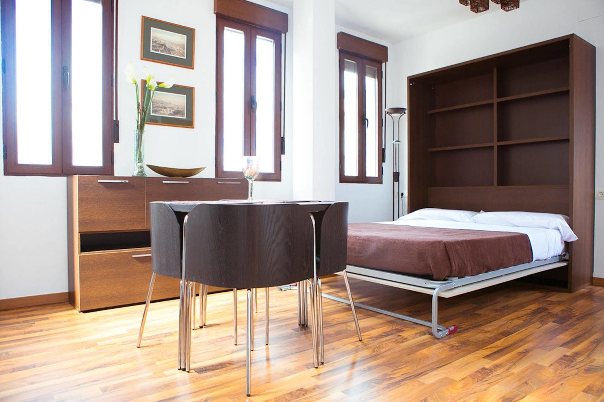 Apartamentos Casa De La Lonja غرناطة المظهر الخارجي الصورة