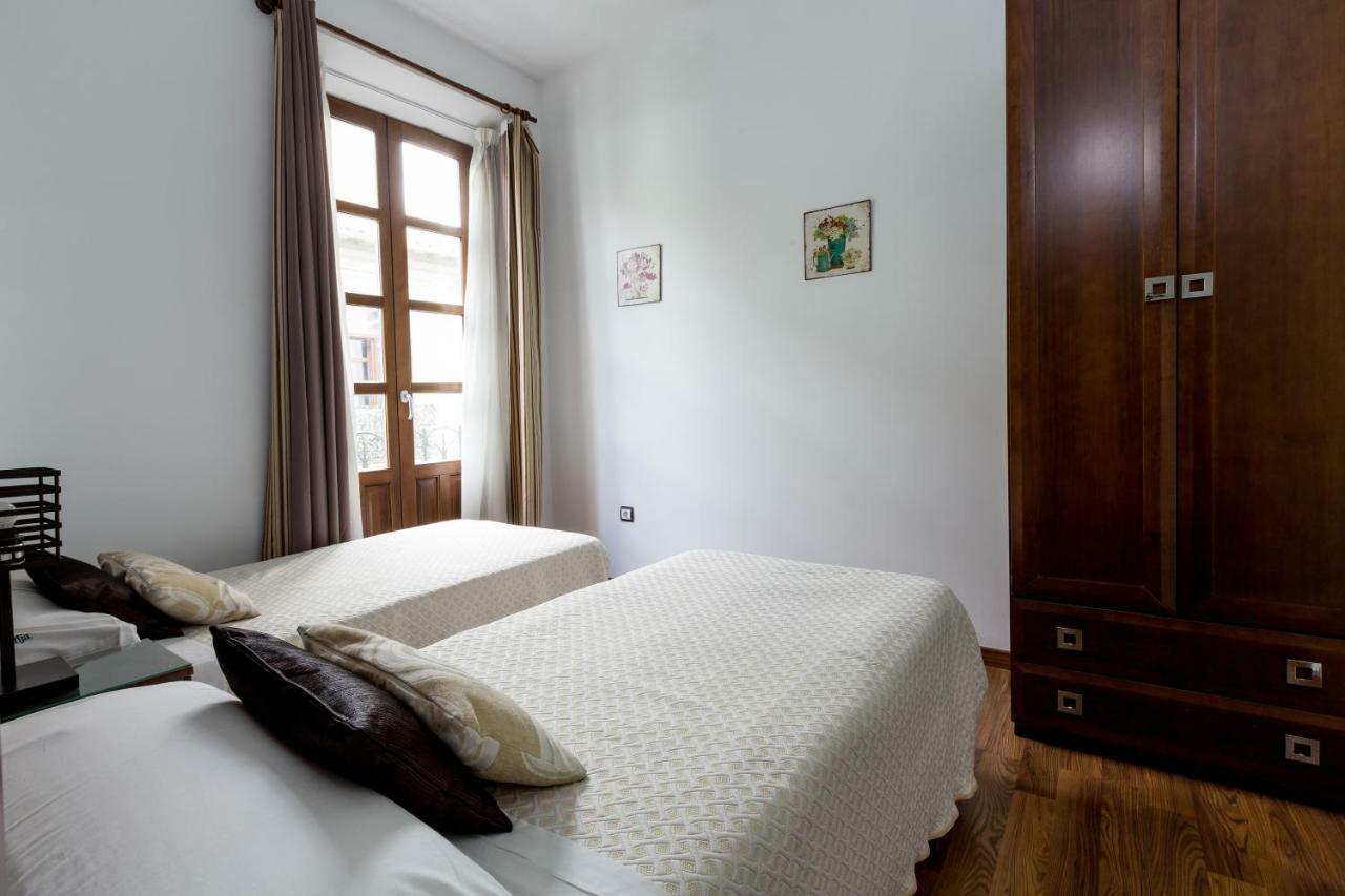 Apartamentos Casa De La Lonja غرناطة المظهر الخارجي الصورة